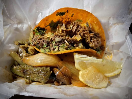 Cheles Tacos: A Review of the Road to Deliciousness