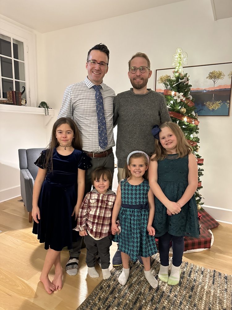 BYRON & BARCLAY Updated September 2024 20 Photos 121 E 2nd St