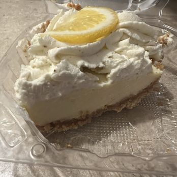 Laurie’s Pie Bar - Lemon lavender pie - Bakeries Near Me - Long Beach, California