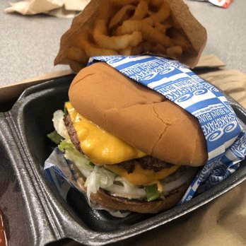 Shake 'N Buns - Daily special - Fast Food Near Me - Bakersfield, California Shake 'N Buns - Daily special - Fast Food Near Me - Bakersfield, California