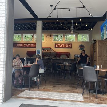Slanted Window Tasting Station - Wine Tasting Room Near Me - Franklin, North Carolina