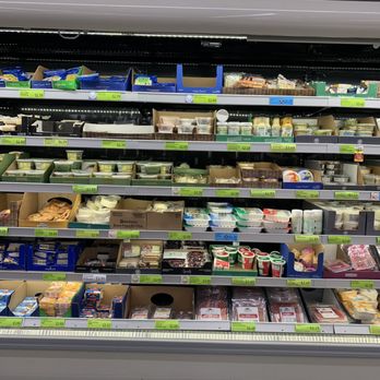 ALDI - Can't see how much product is in boxes at top when standing close and reaching. - Grocery Near Me - La Verne, California