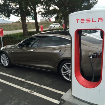 Tesla Supercharger - EV Charging Stations Near Me - Cabazon, California