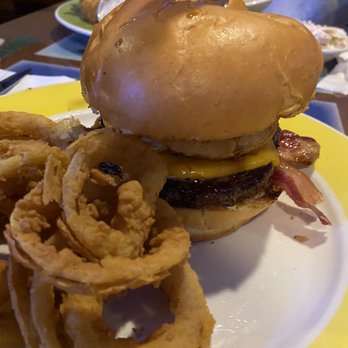 Fisher's Pub - Bourbon burger with onion rings - New American Near Me - Middleborough, Massachusetts Fisher's Pub - Bourbon burger with onion rings - New American Near Me - Middleborough, Massachusetts