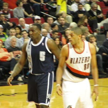 Moda Center - Perkins and Batum - Stadiums & Arenas Near Me - Portland, Oregon