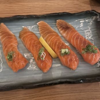 Momo Sushi - King salmon nigiri - Sushi Bars Near Me - Riverside, California Momo Sushi - King salmon nigiri - Sushi Bars Near Me - Riverside, California