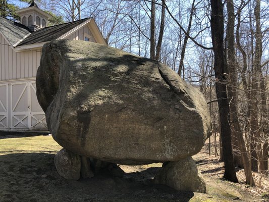 Balanced Rock by null