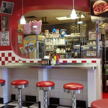Lenny's Burger - Jukebox and kitchen - Burgers Near Me - Mesa, Arizona Lenny's Burger - Jukebox and kitchen - Burgers Near Me - Mesa, Arizona
