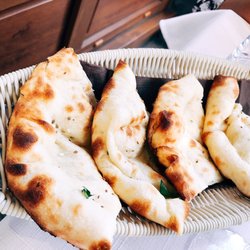 Cinnamon - Garlic naan
