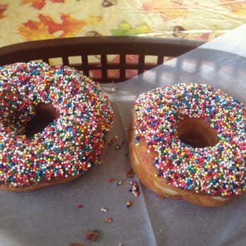 Mary Lee Donuts - Of all the donut shops in town this the best chocolate sprinkle donut, this is a staple of their business on weekends. - Donuts Near Me - Baton Rouge, Louisiana