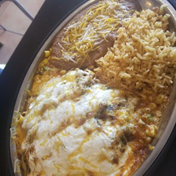 A-Mari-Mix Restaurant - Stuffed poblano peppers with rice and beans - Mexican Near Me - Miami, Florida A-Mari-Mix Restaurant - Stuffed poblano peppers with rice and beans - Mexican Near Me - Miami, Florida
