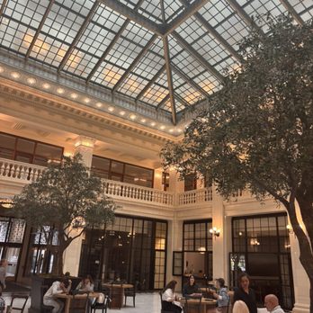 The Exchange - Beautiful interior atrium - Bars Near Me - Chicago, Illinois The Exchange - Beautiful interior atrium - Bars Near Me - Chicago, Illinois