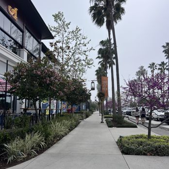 2ND & PCH - Shopping Centers Near Me - Long Beach, California 2ND & PCH - Shopping Centers Near Me - Long Beach, California