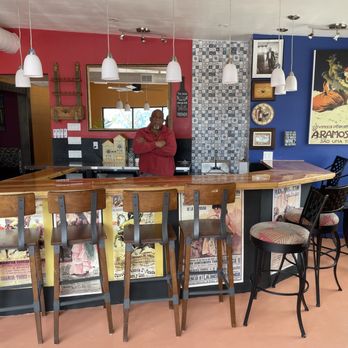 La Bodega De Castillo - La Bodega De Castillo, Wine and Beer Establishment. - Wine Bars Near Me - Tehachapi, California La Bodega De Castillo - La Bodega De Castillo, Wine and Beer Establishment. - Wine Bars Near Me - Tehachapi, California