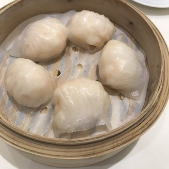 Yue Restaurant - Har gow (called "Steamed Prawn Dumpling" here) - Seafood Near Me - Richmond, British Columbia Yue Restaurant - Har gow (called "Steamed Prawn Dumpling" here) - Seafood Near Me - Richmond, British Columbia