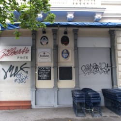 Gilberts Pinte - Schöner Außenplatz mit super Überblick über den Zülpicher Platz. Gibt's nicht so oft ....