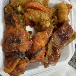 Quick & Karry - Ribs and garlic chicken