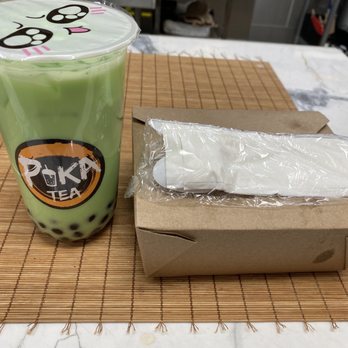 Pika Tea - Honey dew milk tea. Fried calamari with the Thai chili sauce - Bubble Tea Near Me - Greensboro, North Carolina