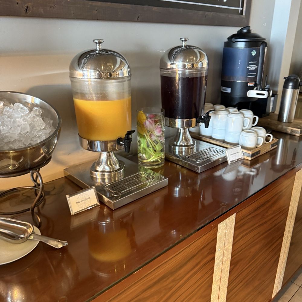ALBACA - Juice station - New American Near Me - Coronado, California ALBACA - Juice station - New American Near Me - Coronado, California
