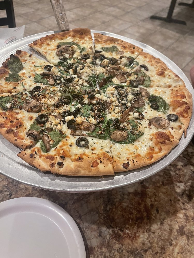 JOE’S PIZZA OF BENTON Updated August 2024 25 Photos & 18 Reviews