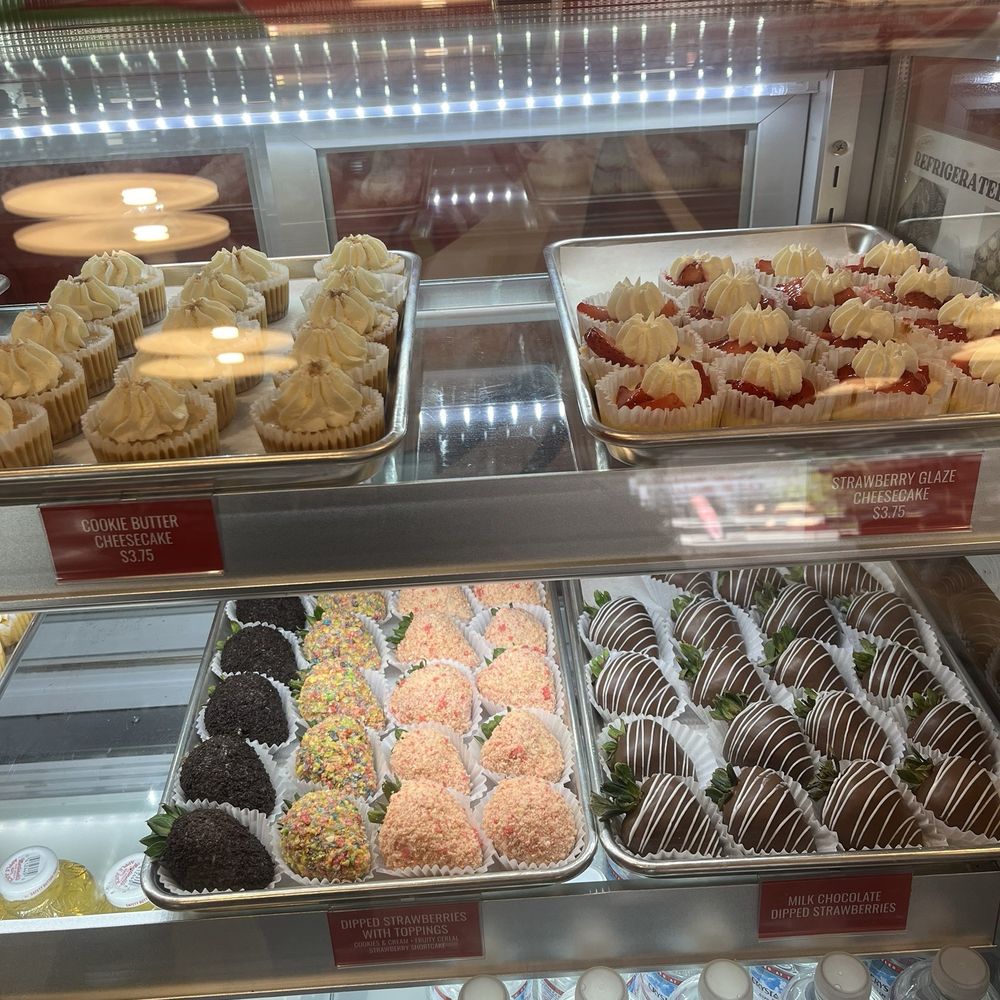 Dipped - Cheesecake and dipped strawberry options - Chocolatiers & Shops Near Me - Emeryville, California Dipped - Cheesecake and dipped strawberry options - Chocolatiers & Shops Near Me - Emeryville, California