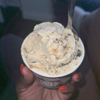 Cold Stone Creamery - Coffee Lovers Only add Oreos - Ice Cream & Frozen Yogurt Near Me - Dayton, Ohio