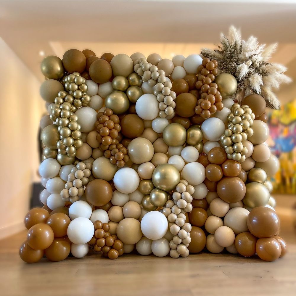 Balloon wall for my birthday! Beautiful Balloon wall for my birthday! Beautiful