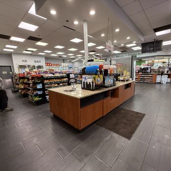 4 Points Market & Eatery - Convenience Stores Near Me - Boynton Beach, Florida 4 Points Market & Eatery - Convenience Stores Near Me - Boynton Beach, Florida