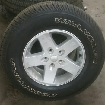 Covington Garage - Tires and lift kits!! Come lift that truck or jeep, we love doing the fun stuff. - Auto Repair Near Me - Covington, Louisiana