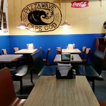 Pizza Wave Cape Cod - Interior - Pizza Near Me - Marstons Mills, Massachusetts