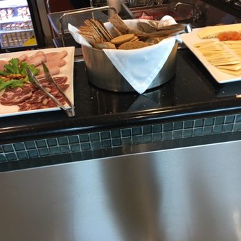 VIP Lounge - Airport Lounges Near Me - Miami, Florida VIP Lounge - Airport Lounges Near Me - Miami, Florida