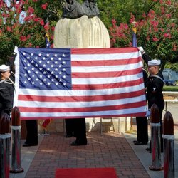 Veterans Plaza