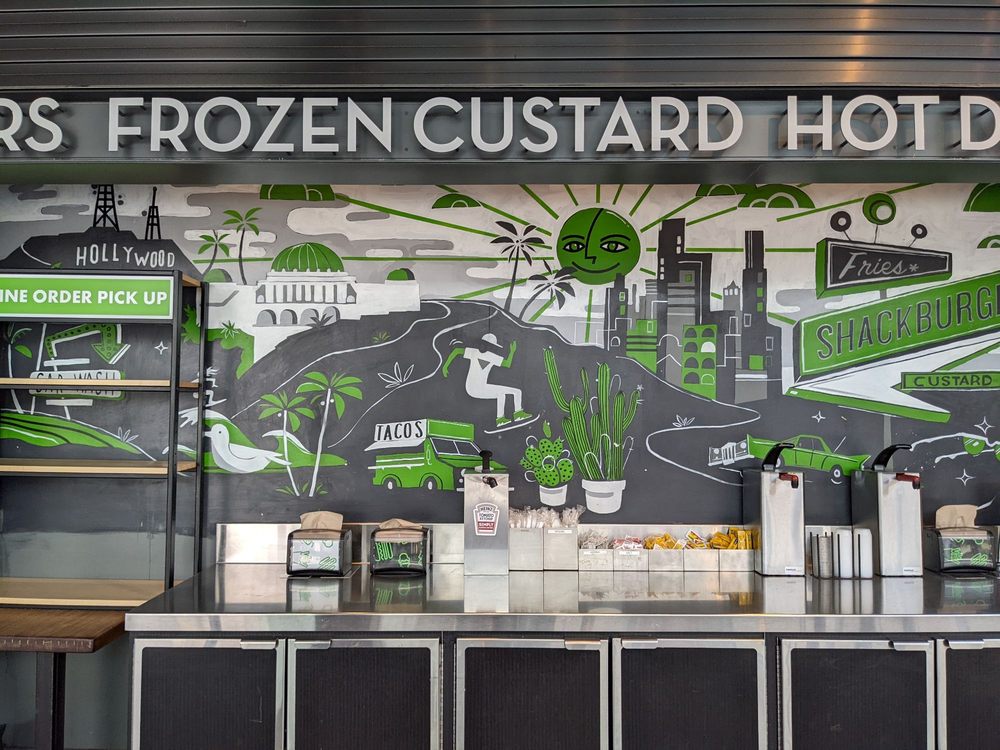 Shake Shack Century City Mall 2nd Floor, Los Angeles Roadtrippers