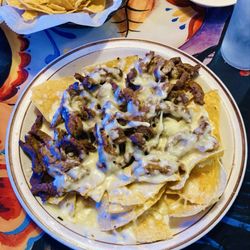 Los Arcos - Grilled Beef Nachos