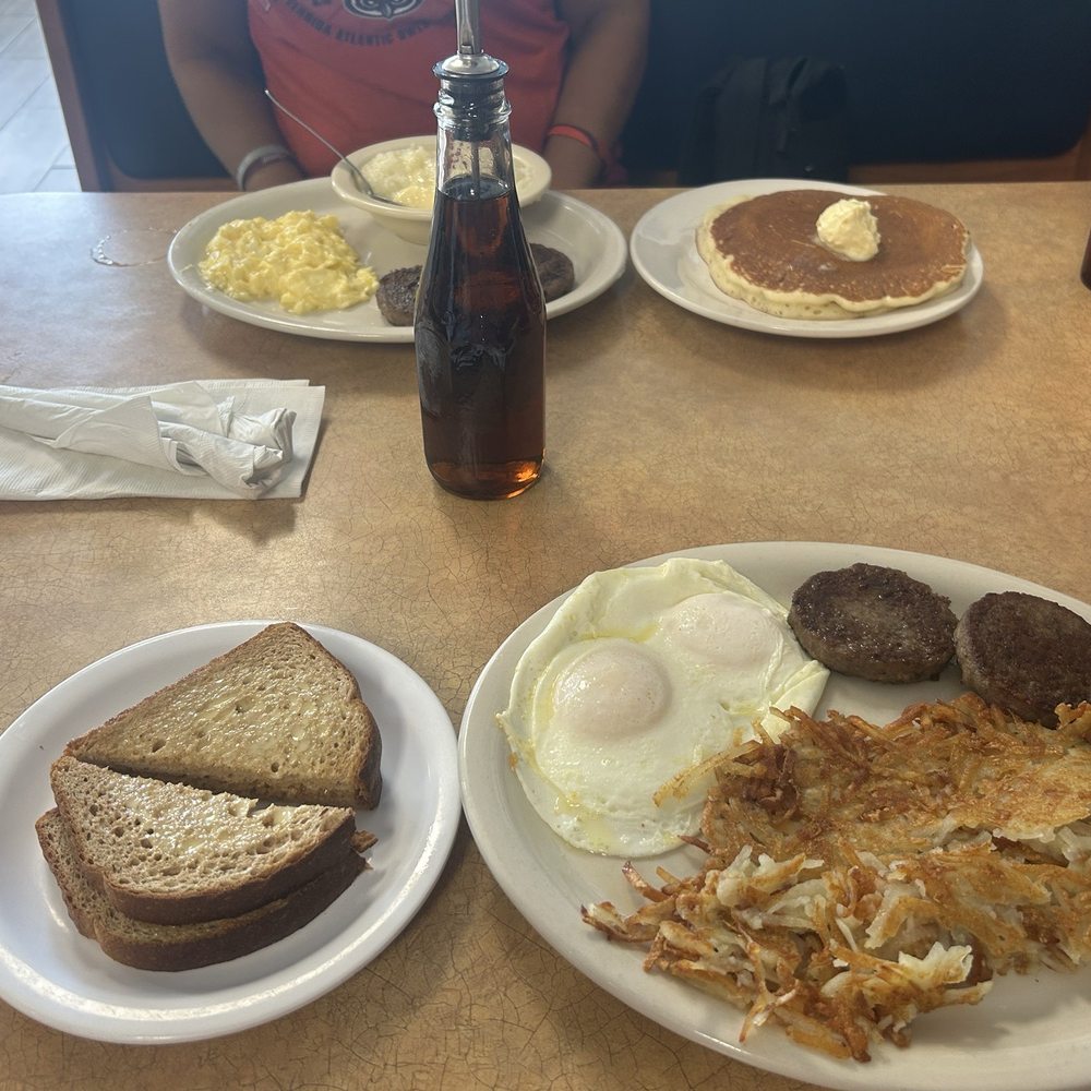City Cafe - Our breakfast I like my hashbrowns extra crispy. I think I ate everything it was so. - Breakfast & Brunch Near Me - South Houston, Texas City Cafe - Our breakfast I like my hashbrowns extra crispy. I think I ate everything it was so. - Breakfast & Brunch Near Me - South Houston, Texas