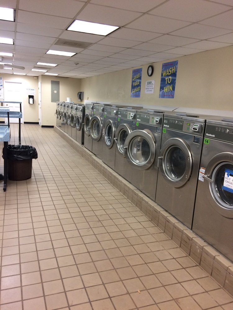 RIDGEFIELD LAUNDROMAT Updated September 2024 109 Danbury Rd