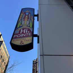 HI-POINTE DRIVE-IN - Updated July 2025 - 208 Photos & 210 Reviews - 634 ...