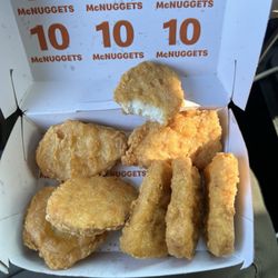 McDonald's - Dry and cold nuggets