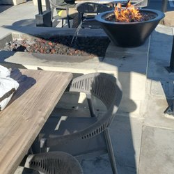 Tea Bar & Fusion Kitchen - Cool outdoor decoration