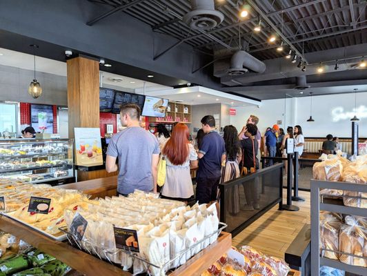 85°C Bakery Cafe - Carrollton by null