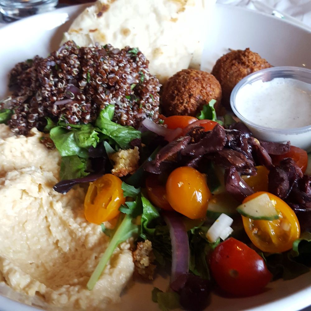 Mediterranean falafel bowl Mediterranean falafel bowl
