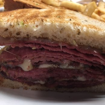Pinecrest Diner - Awesome pastrami on rye - Diners Near Me - San Francisco, California Pinecrest Diner - Awesome pastrami on rye - Diners Near Me - San Francisco, California