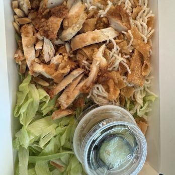 Joan's on Third - Chinese Chicken Salad - Breakfast & Brunch Near Me - Los Angeles, California Joan's on Third - Chinese Chicken Salad - Breakfast & Brunch Near Me - Los Angeles, California