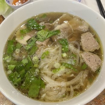 Fresh Bowl - Vietnamese Near Me - Austin, Texas