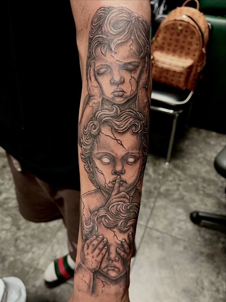 Black Label Tattoo Logo