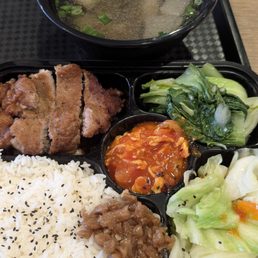 Pork chop rice bento with winter melon soup Pork chop rice bento with winter melon soup