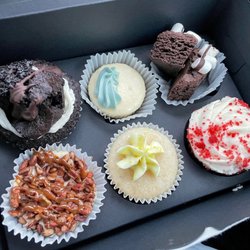 Keeping You Sweet - Choco, keylime, brownies, butterpecan, lemon, redvelvet