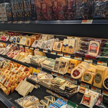 Caraluzzi's Danbury Market - Grocery Near Me - Danbury, Connecticut Caraluzzi's Danbury Market - Grocery Near Me - Danbury, Connecticut