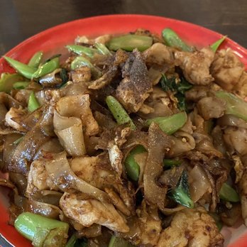 Rim Tanon - Pad See Ew - Thai Near Me - Houston, Texas Rim Tanon - Pad See Ew - Thai Near Me - Houston, Texas