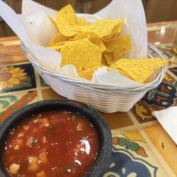 Fiesta En Jalisco - Chips and Salsa good flavor